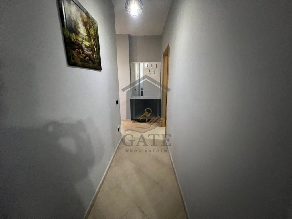 Affittasi appartamento 1+1 nella zona di Shkëmbi di Kavaja