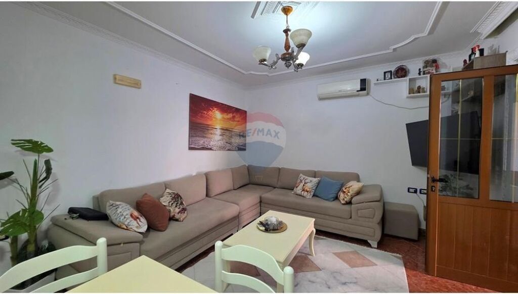 Apartament 2+1 pranë shkollës "Ismail Qemali", Vlore