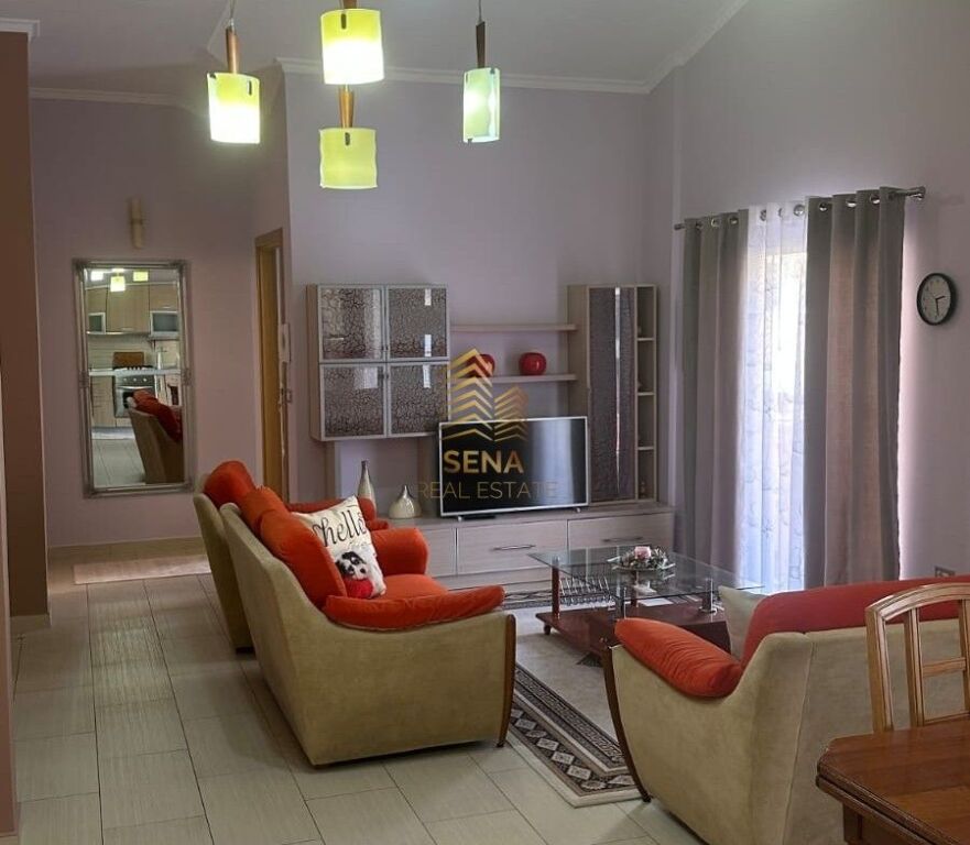 Rent, Apartment 3+1+blk+Parking Spot, Commune of Paris, 80,000 Lek/month