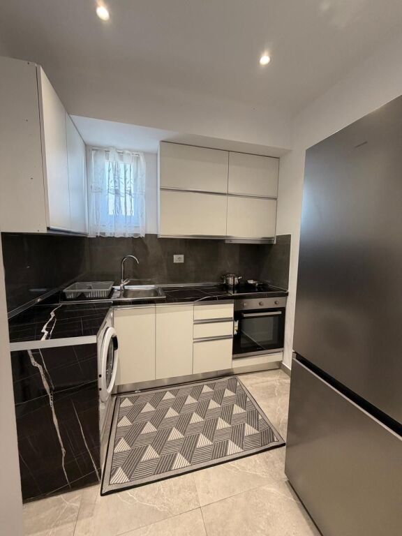 Apartament 1+1 me qira ne shtepi private