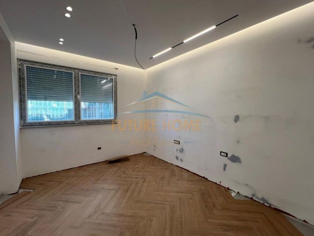 In vendita, Appartamento 2+1+2, Ex Esposizione, Tirana