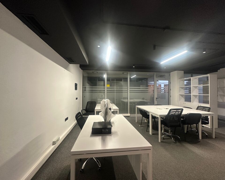 Ufficio open space/Affitto📌1000€