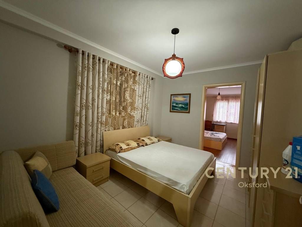 Vendiamo appartamento 2+1 a Pelikani sulla spiaggia, Durres!