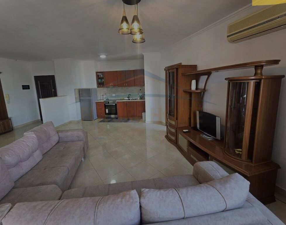Rent, Apartment 2+1, Barricades Street