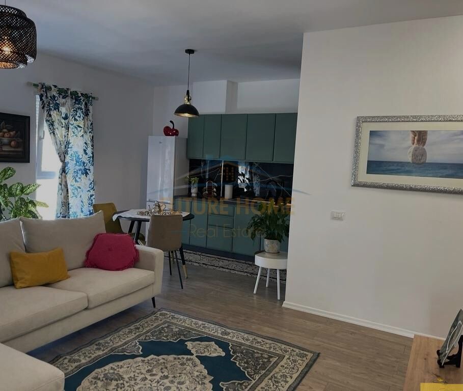 Qera, Apartament 2+1 Univers City, Tirane.