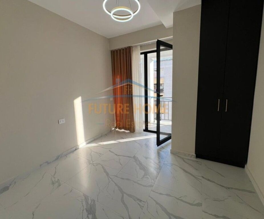 In vendita, Appartamento 2+1+Veranda, '' Urban Gate '' Residence, Nuovo Anello, Tirana
