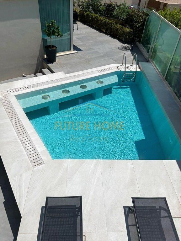 Villa Attaccata+Guest House in Vendita, Green Coast Residence