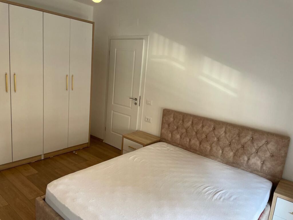 Astir Jepet me Qera 2+1 Vila L 2