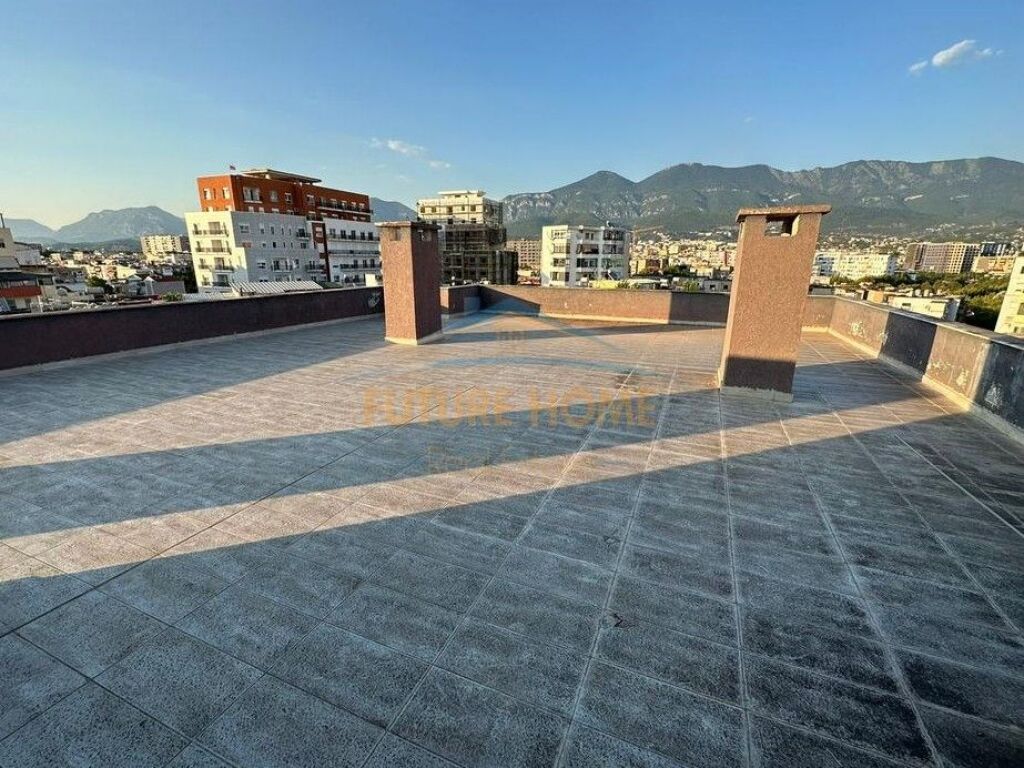 Vendita, Attico, Viale Giovanna d'Arco, Tirana.