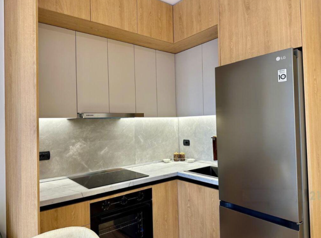 🏡 APARTAMENT 1+1 ME QIRA – RRUGA E KAVAJËS, QENDËR