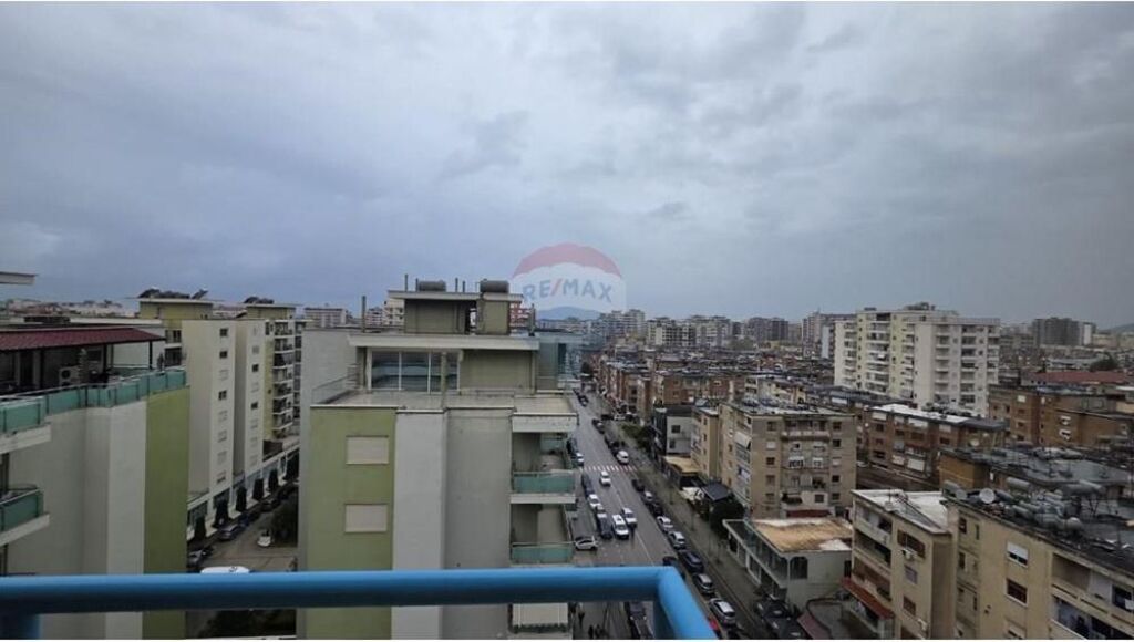 Apartament 1+1 në shitje ne Bulevard