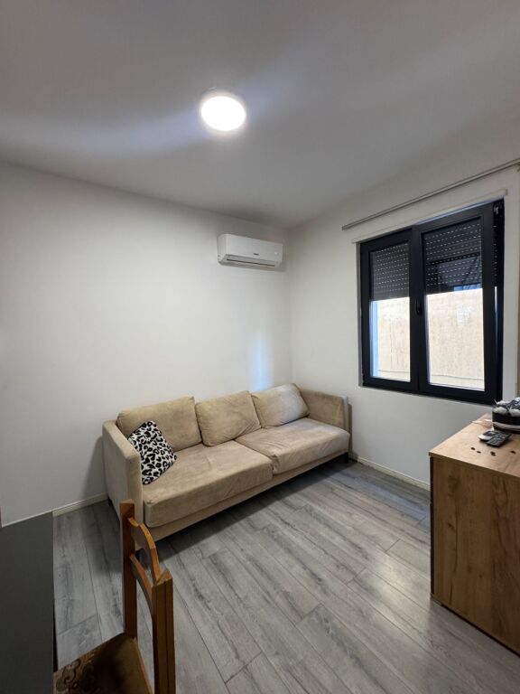 Jepet me qera apartament 1+1 ne Astir prane Rezidences "Klensi".