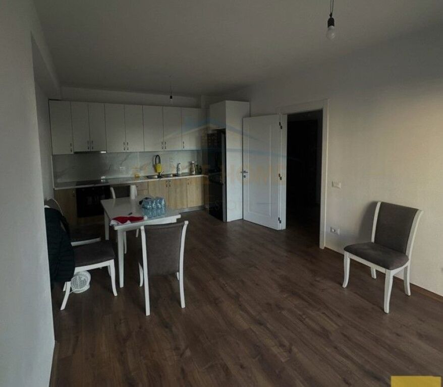 For sale, Apartment 2+1+2+Parking Space, Bulevardi Ri, Tirana