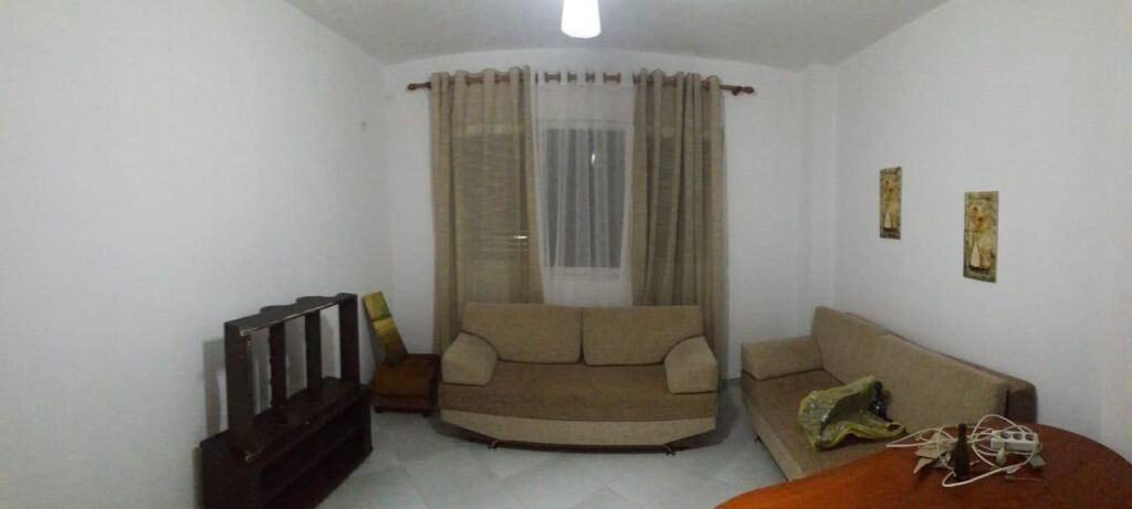 Jepet Apartament me qera