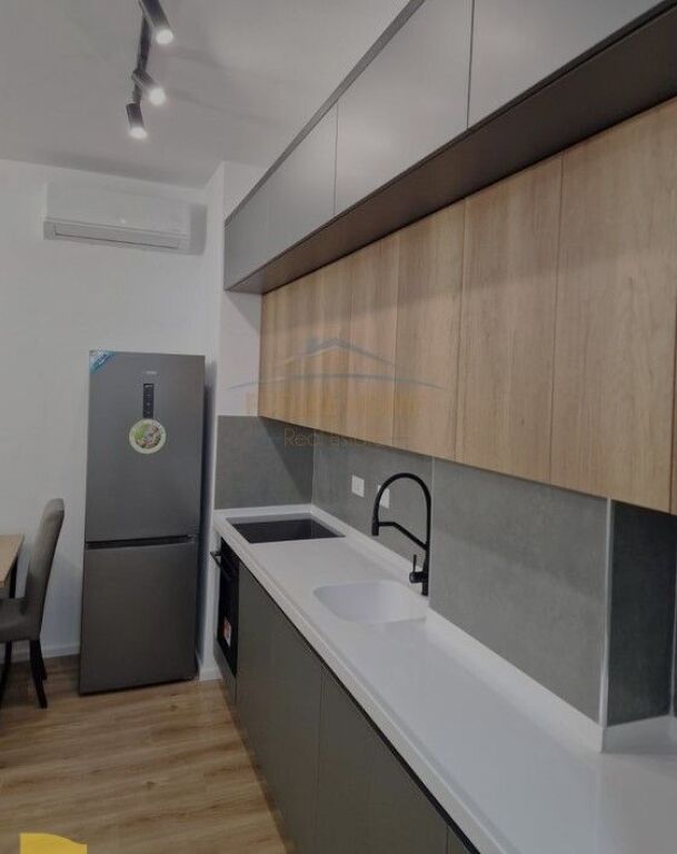 Qera, Apartament 1+1+Post parkimi , Alidemi, Tirane.