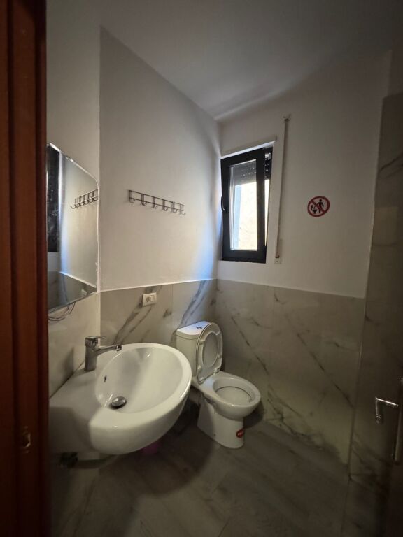 Jepet me qera apartament 1+1 ne Astir prane Rezidences "Klensi".