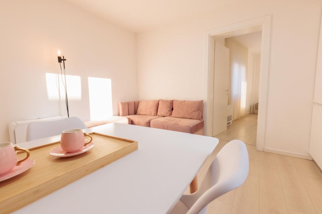 Apartment 3+1 for sale at Mine Peza!