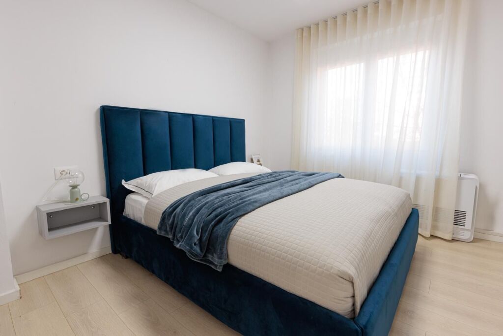 Apartment 3+1 for sale at Mine Peza!