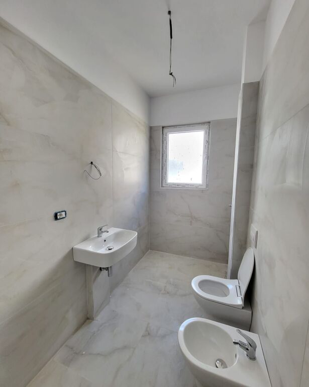🏡 Shitet Apartament 2+1 në Fresk