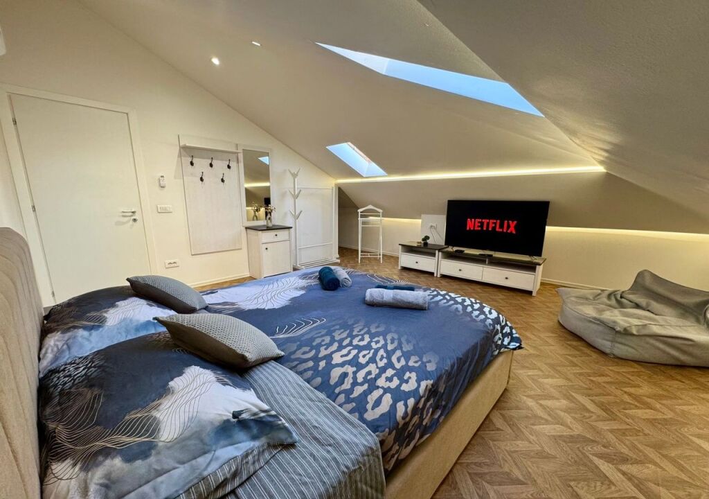 Apartament me Qira në Komuna e Parisit - 600 EUR