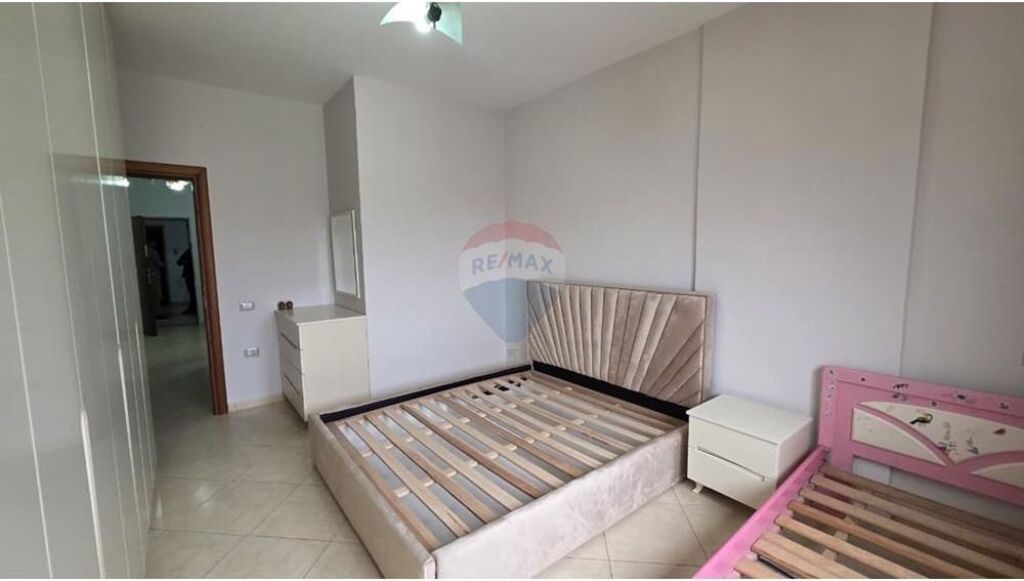 Apartament 1+1 në shitje ne Bulevard