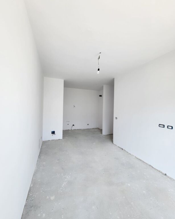 🏡 Shitet Apartament 2+1 në Fresk