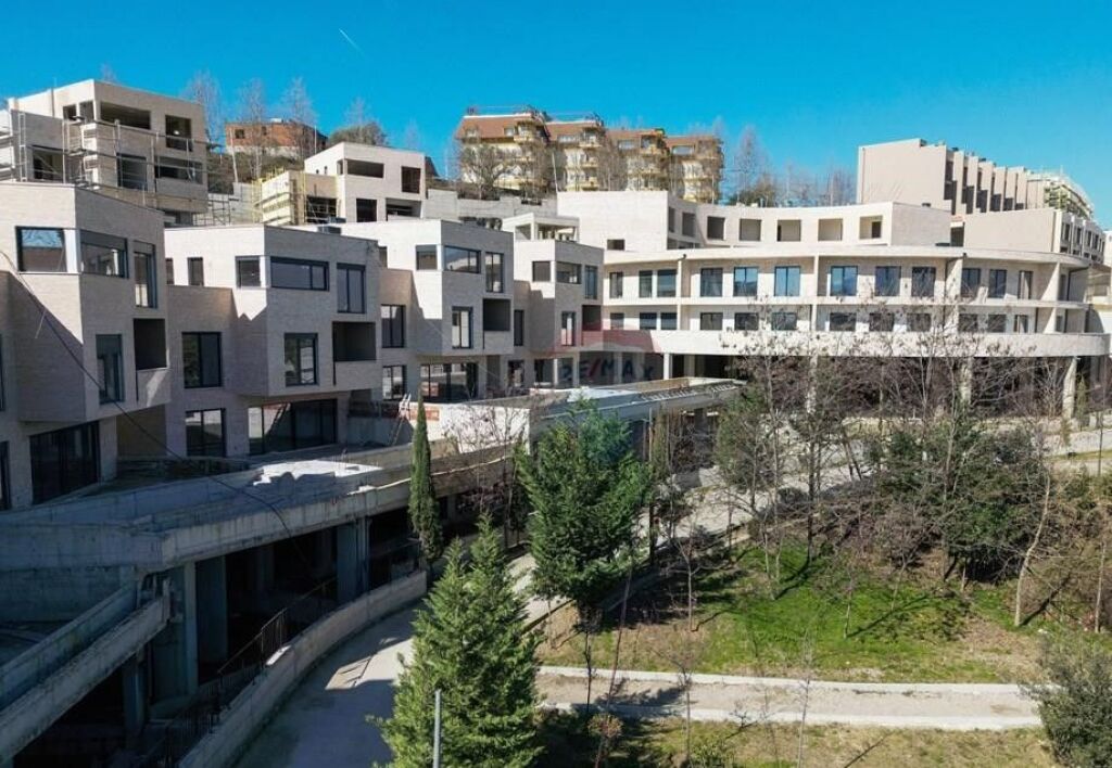 For sale, Triplex, Swan Residence Lake of Farka, Tirana. ID: 530581010-50