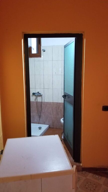 Entrance 1+1, on Mihal Grameno street, ballet school, 400 thousand leke