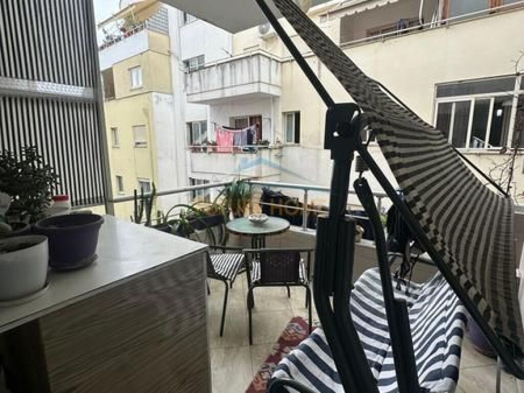 Vendita, Appartamento 2+1, Fresk, Tirana.
