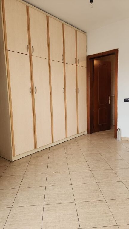 Apartament me qira te Pallati me Shigjeta