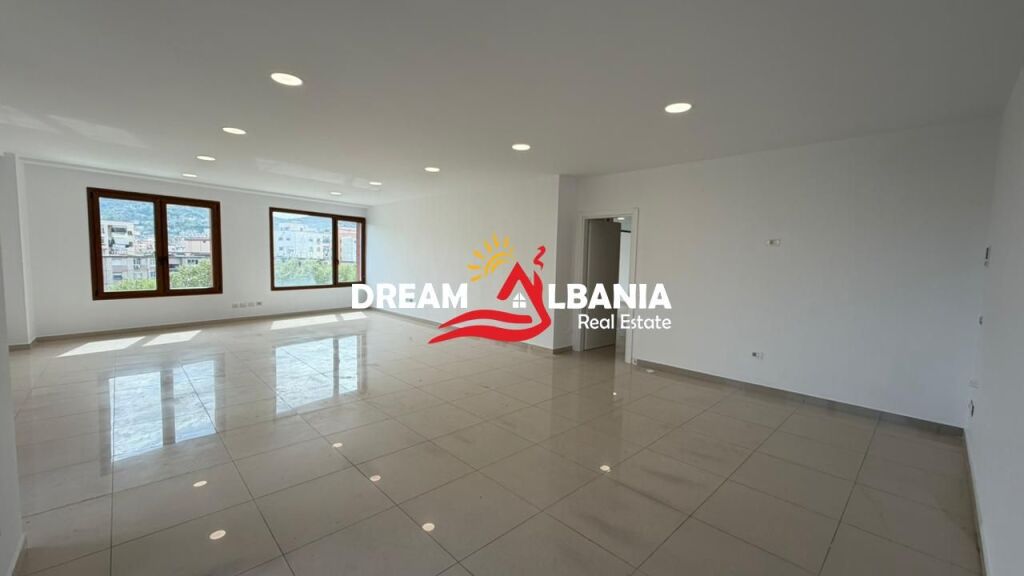 Business premises for rent, near Delijorgji (ID 42611424)