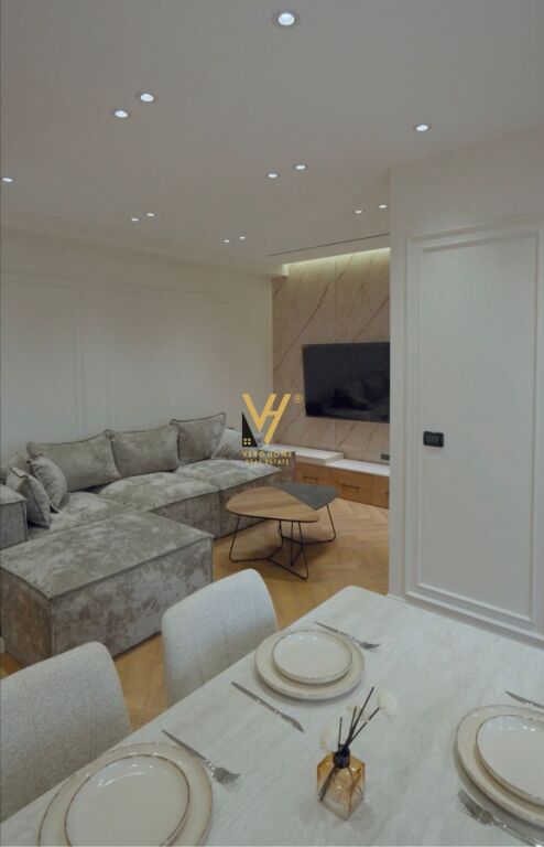 APARTMENT 2+1+2 FOR SALE AT THE BUILDING WITH ARROWS 24,000,000 LEKE