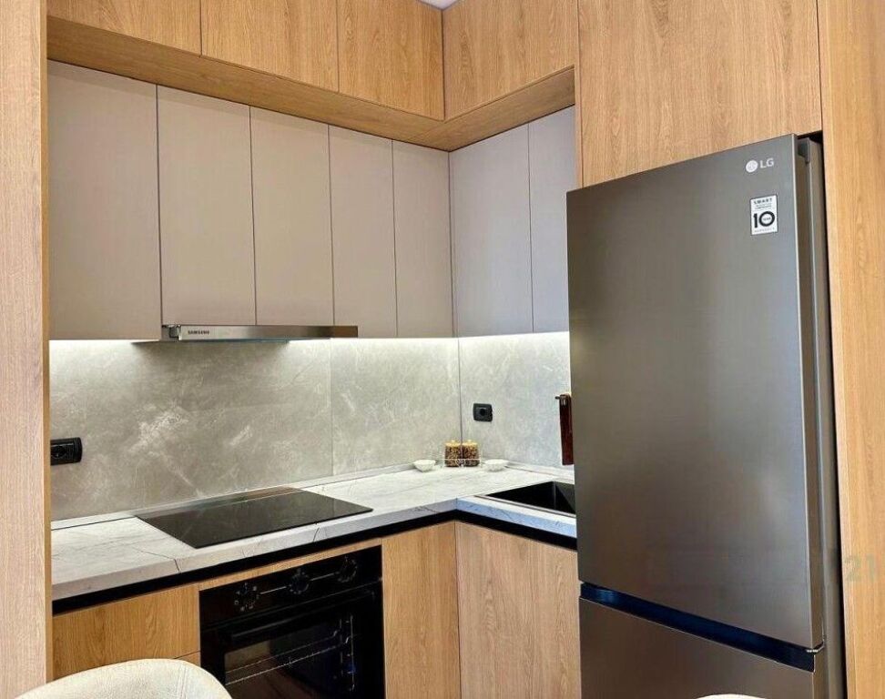 📌 Apartament 1+1 me qira – Qendër, Rruga e Kavajës