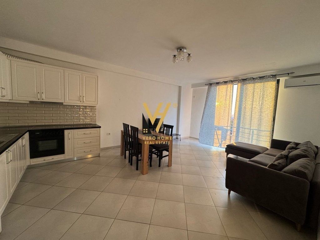 VENDESI APPARTAMENTO 1+1+BLK A SHKOZE 114.000 EURO