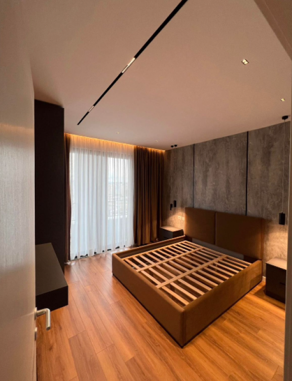 Apartament 1+1 + Parkim në Shitje – Rruga Jordan Misja  ✅