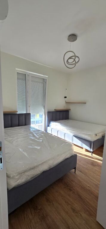 Affittasi appartamento 3+1+2 – Univers City