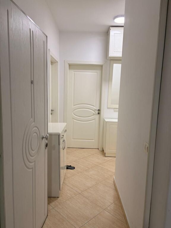 Shitet Apartament 2+1 ne Misto Mame