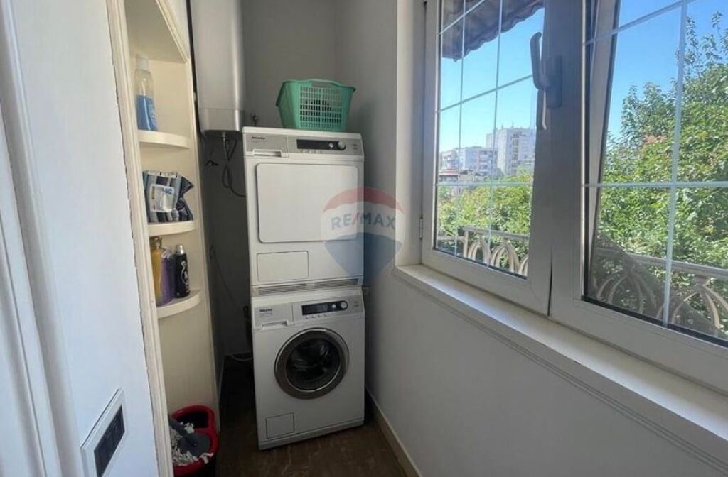 Appartamento - In Affitto - Via Qemal Stafa, Tirana ID: 530551001-426