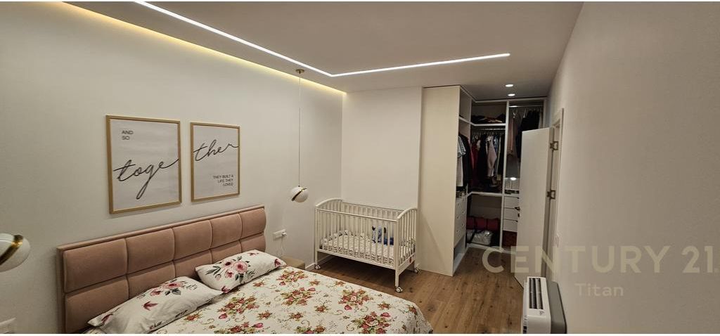 For rent 2+1 apartment at 21 Dhjetori, near Alba Residence, Tirana