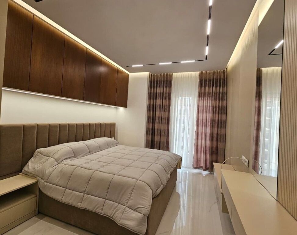 🏡 Jepet me qira apartament 1+1 te  Zogu i Zi