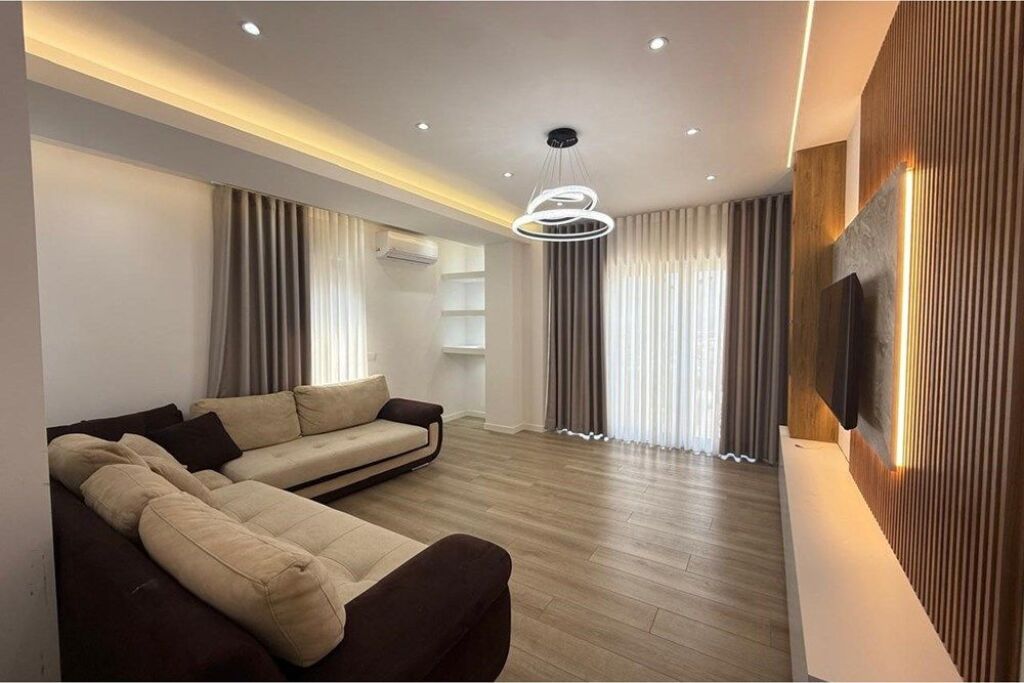 Jepet apartament 2+1+2 me qira te Kodra e Diellit 2.