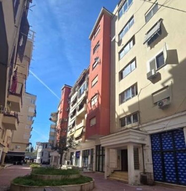 Apartment 2+1+2 + two Balconies for sale