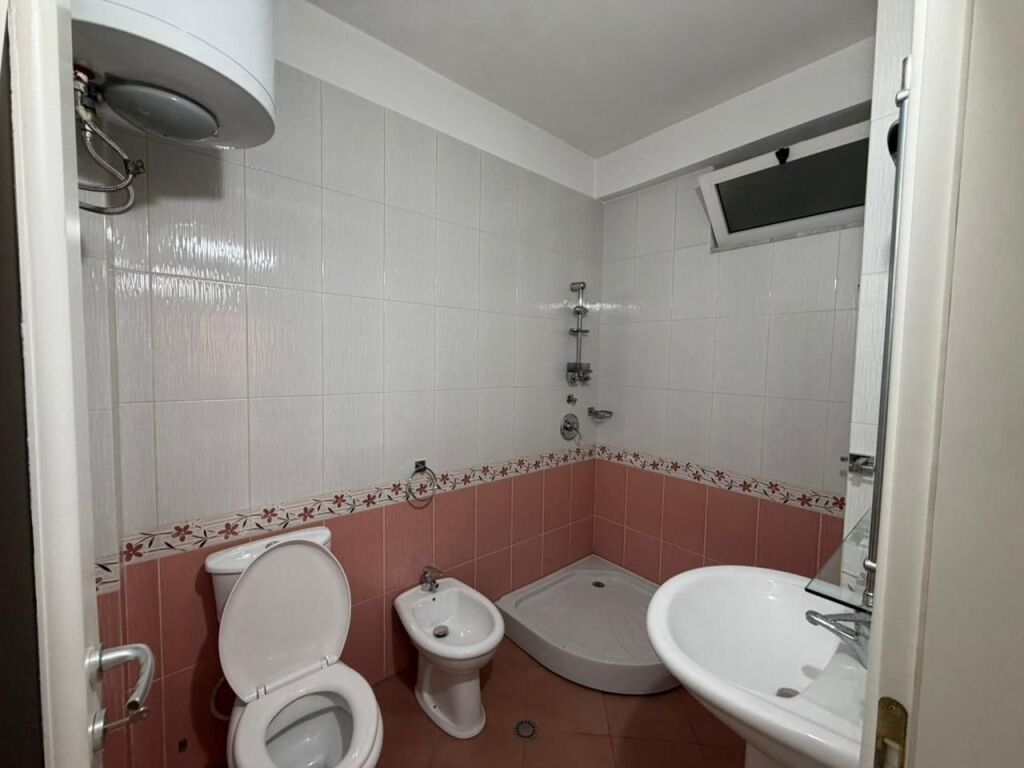 Apartment 2+1+2 bathrooms for rent