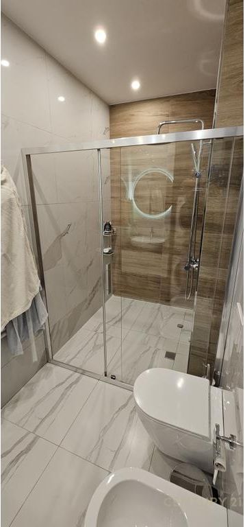 For rent 2+1 apartment at 21 Dhjetori, near Alba Residence, Tirana