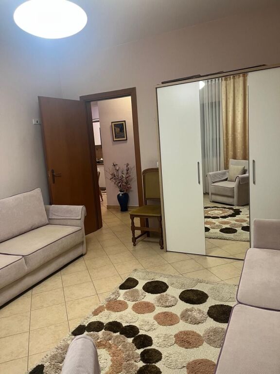 Appartamento 2+1+2 in affitto , Via Kavaja