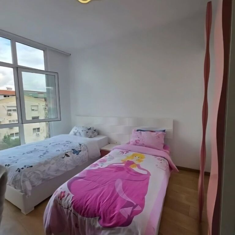 For sale..! Kika 2 (Paris Commune) Apartment 2+1+2