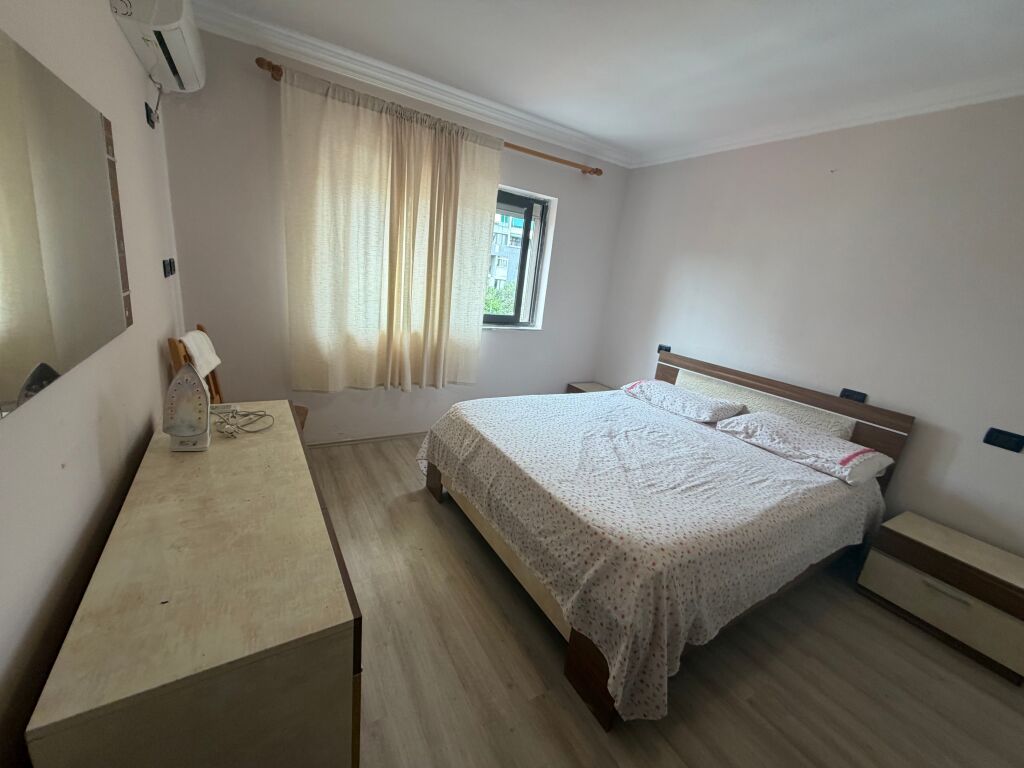 1+1, 5° piano senza ascensore, myslym shyri, 470 mila leke