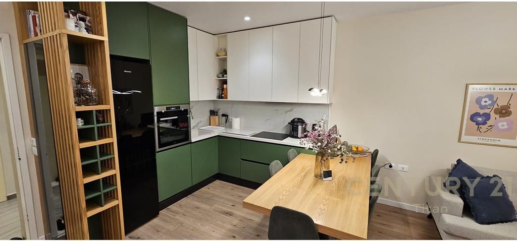 For rent 2+1 apartment at 21 Dhjetori, near Alba Residence, Tirana