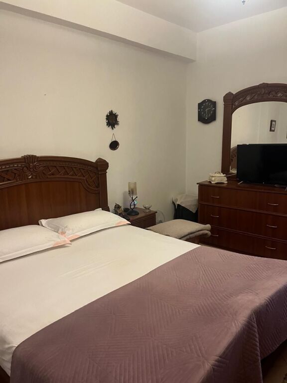 Apartament 2+1+2 per qira te Rruga e Kavajes