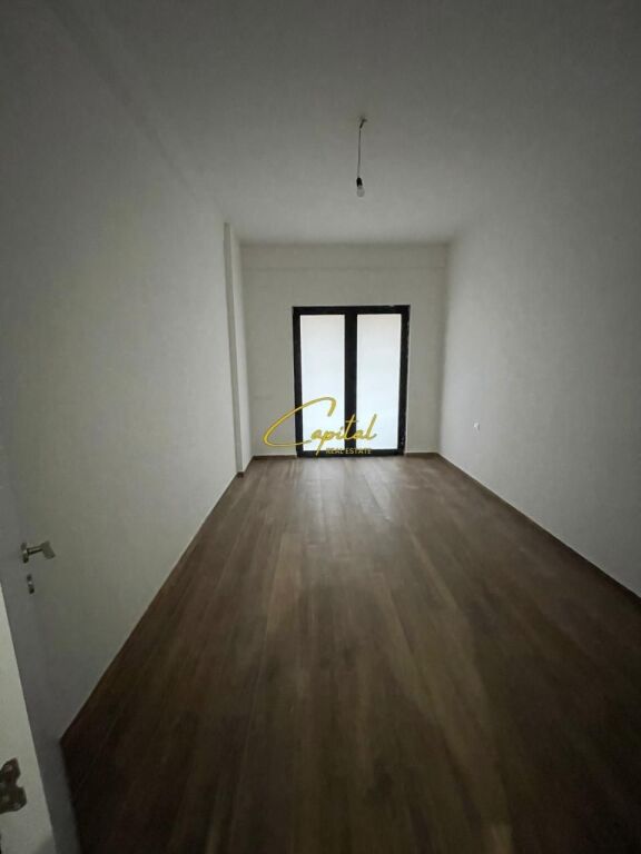 OFFICE FOR RENT 118 M2 PHARMACY COMPLEX 10 650 EURO